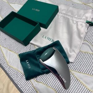 La Mer Silver and Emerald Green Facial Gua Sha Roller
